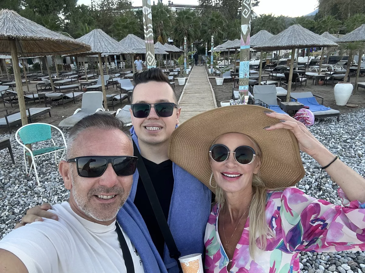 Są jak rodzina?! Gwiazdy disco polo Mejk odsłaniają kulisy swojego życia poza sceną!